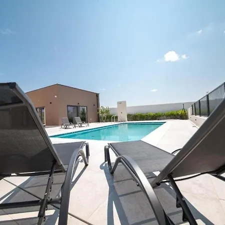 Apartments Vrsi