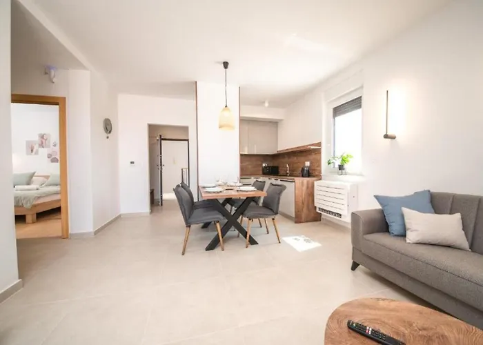 Beautiful With Pool Apartamento