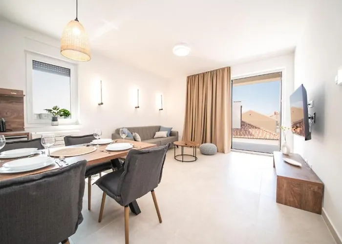 Apartamento Beautiful With Pool Vrsi