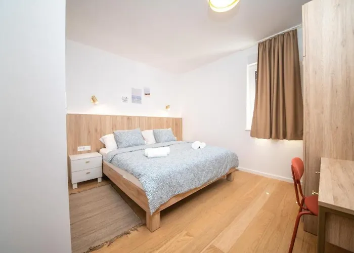 Beautiful With Pool * 沃希